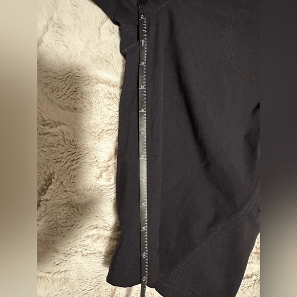 Athleta Black Women's Dipper Bermuda Shorts - Picture 7 of 16